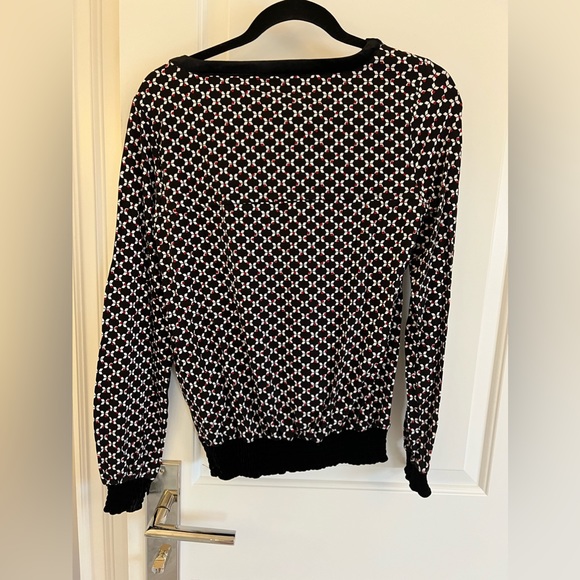 Beautiful top with velvet around the wrist and neck. Dress up or wear casual. - Picture 3 of 3